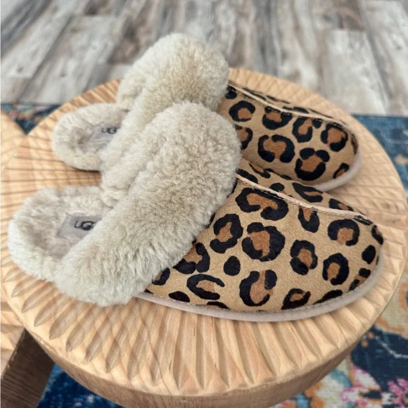 Ugg Scuffette II Genuine Shearling Slipper size 11 leopard - Picture 3 of 7